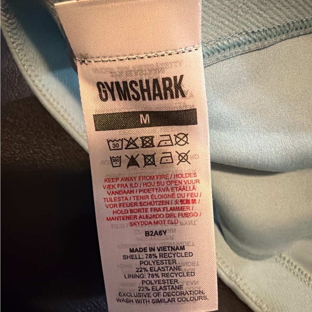 GymShark Bandeau Women’s Sports Bra Pearl Blue - Picture 4 of 4